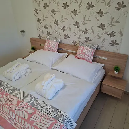 Napsugár Wellness *